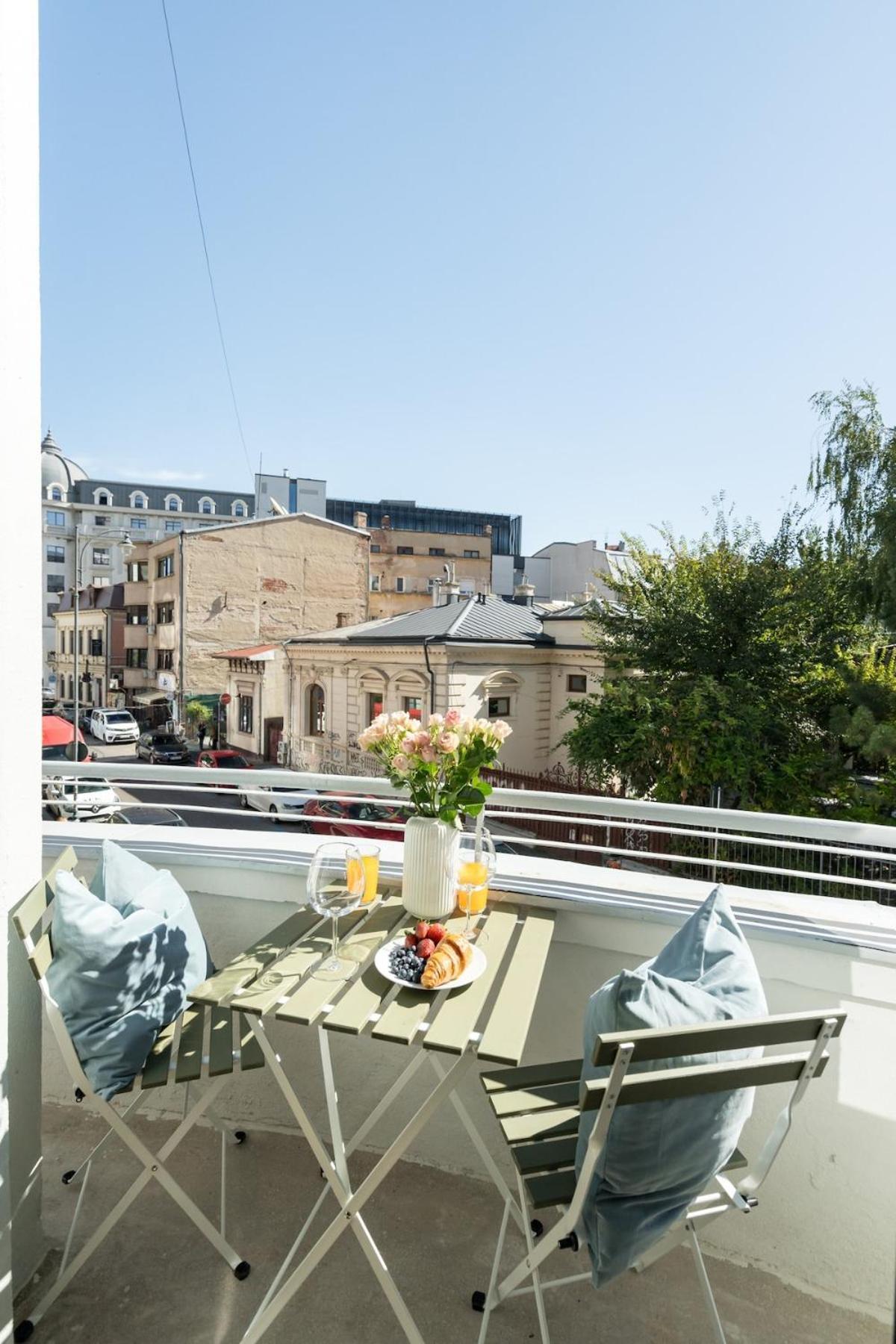 Breathtaking Spacious 2br - Center Apartament Bucureşti
