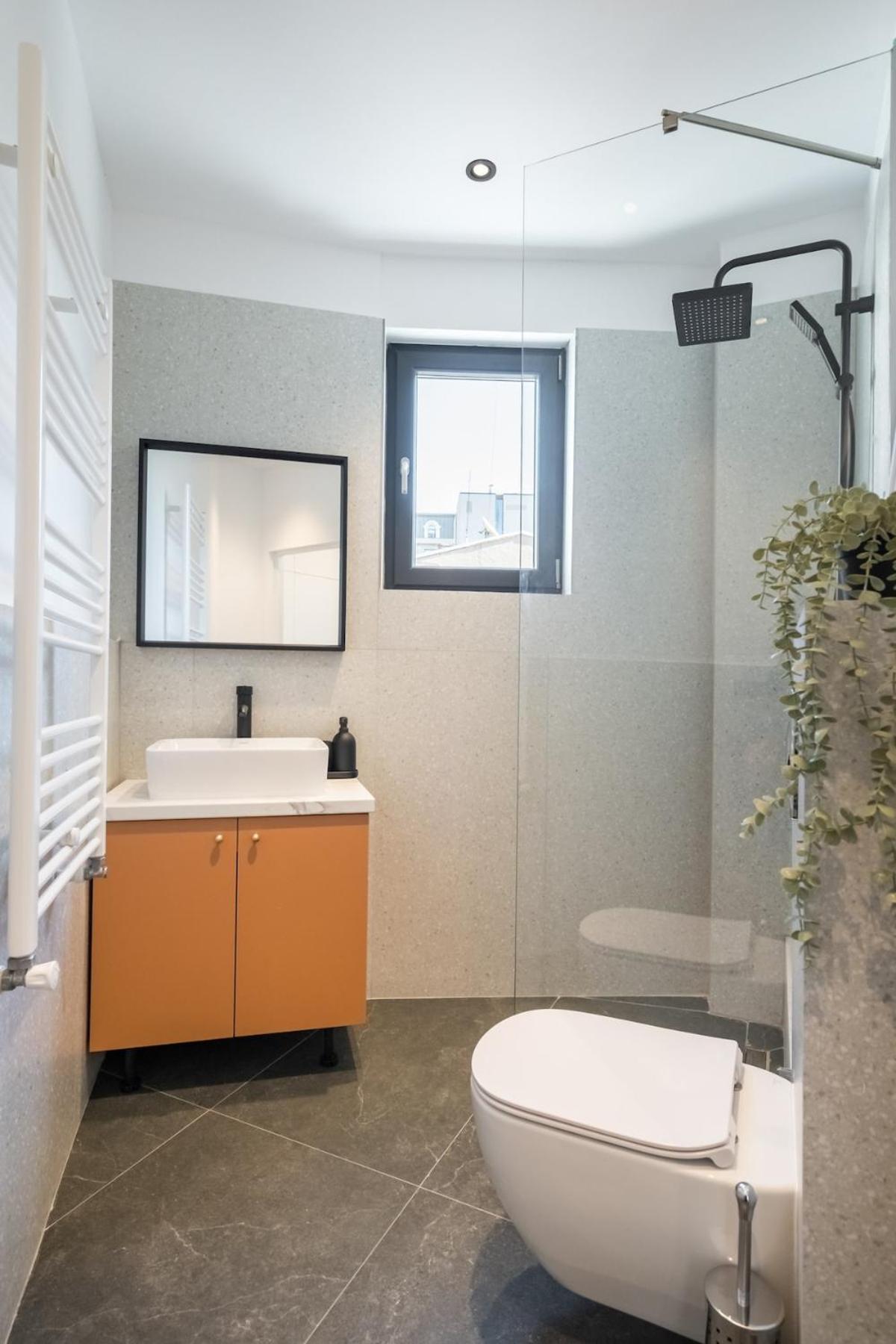 Breathtaking Spacious 2br - Center Apartament *