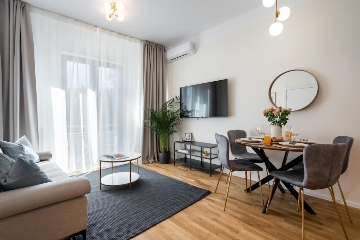 Breathtaking Spacious 2br - Center * Bucureşti