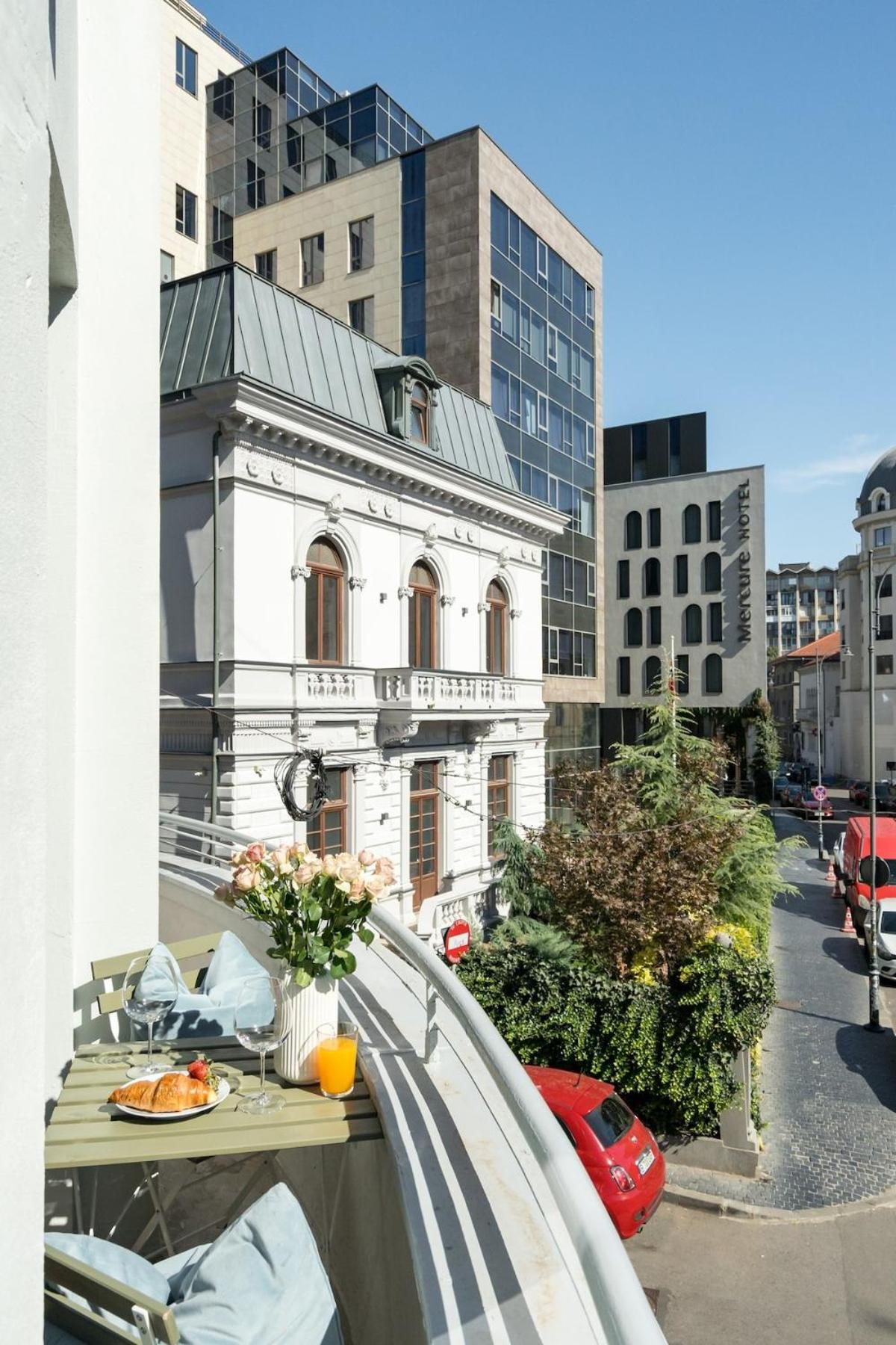 Apartament Breathtaking Spacious 2br - Center Bucureşti